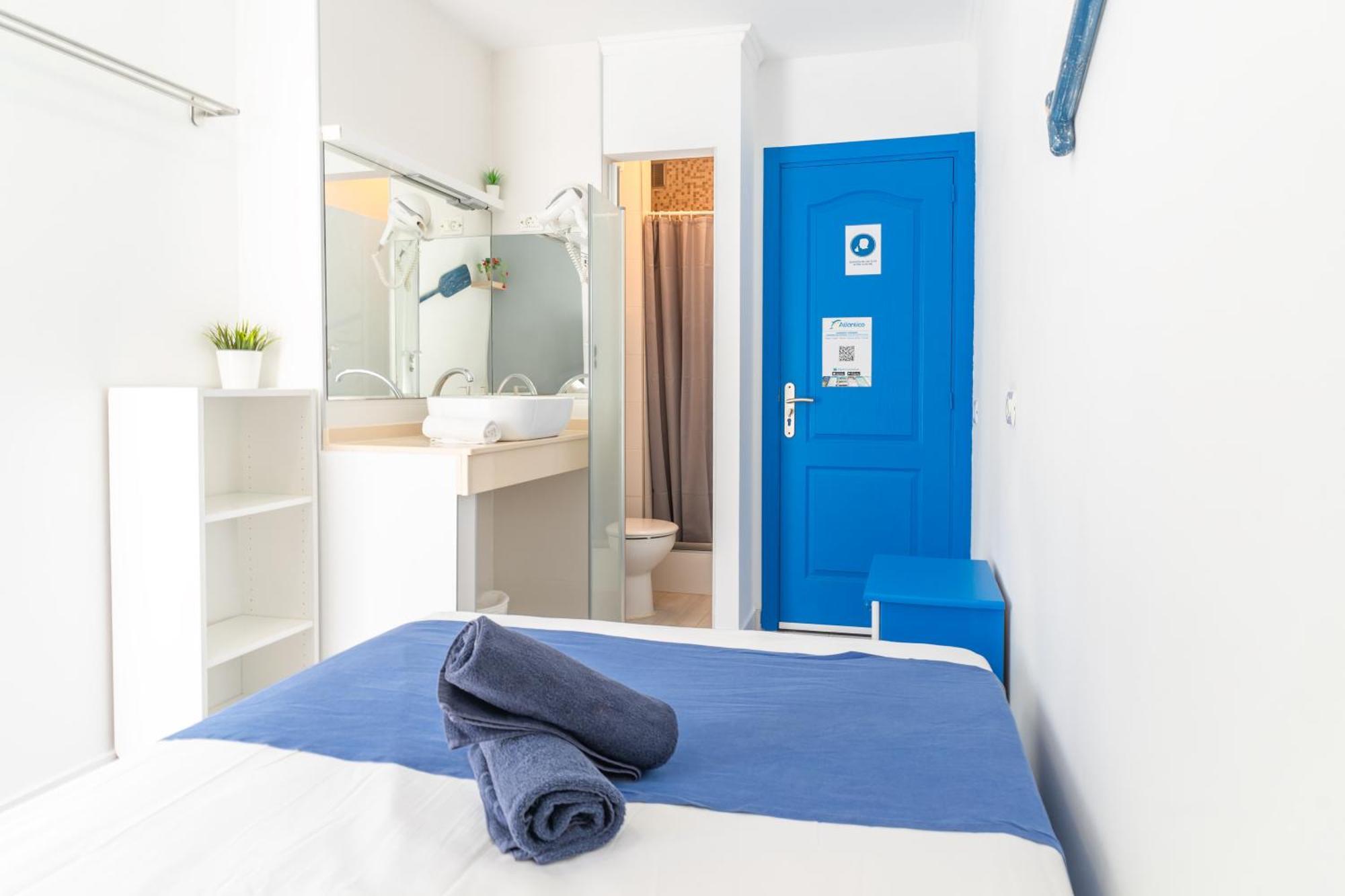 Hostel Neon Tenerife Гуаса Экстерьер фото